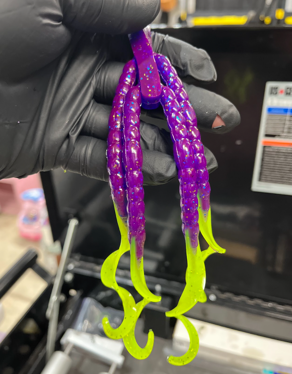 7.5" Legend Worm (pack of 12)