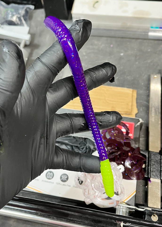 8.8" Mojo Worm (pack of 6)