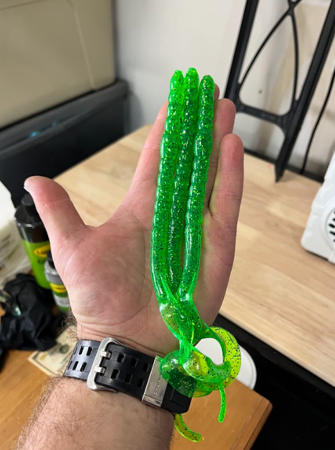 13" Legend Worm (pack of 6)